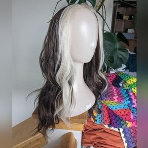 Sabrina Chelsey Smith Crowns